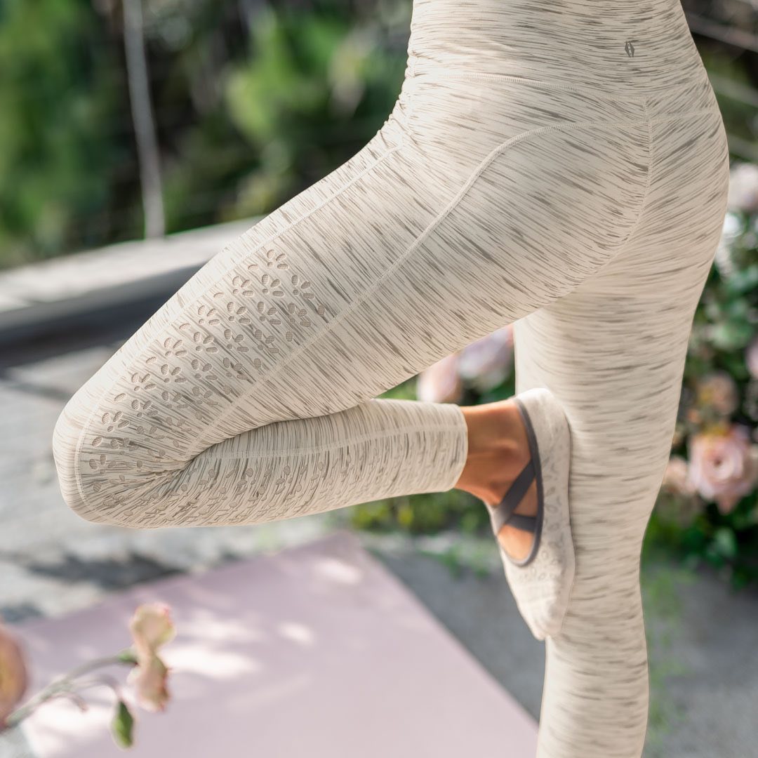 Liquido 7/8 Eco Tights- La Tiarna — Balanced Yoga